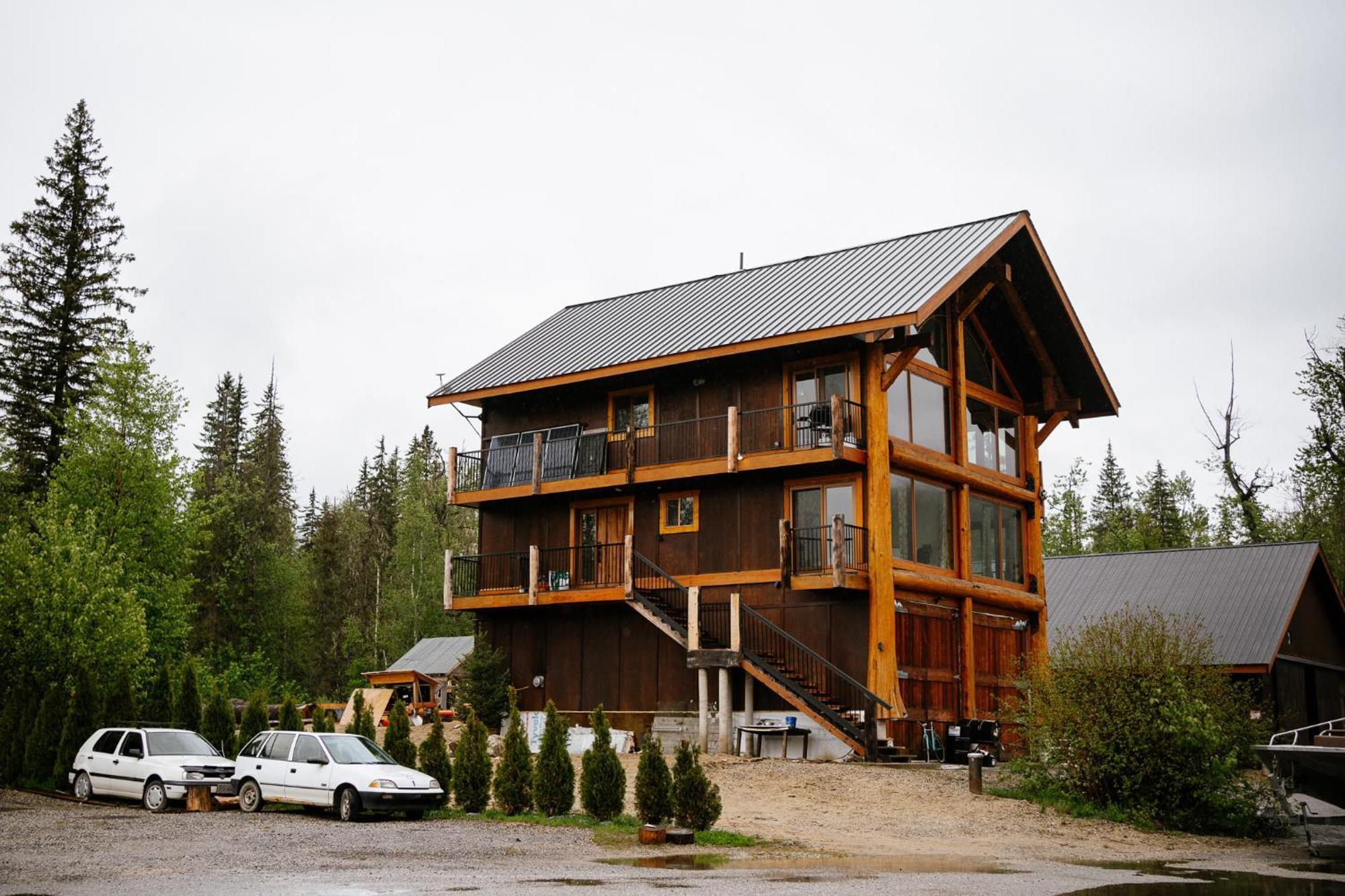 River Safari Mountain View Suite Blue River Exterior photo
